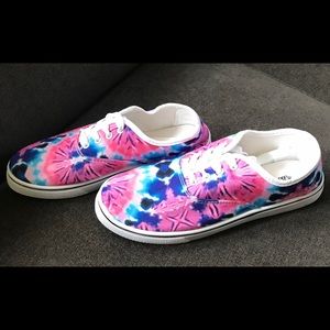 Avon Tie-dyed sneaker